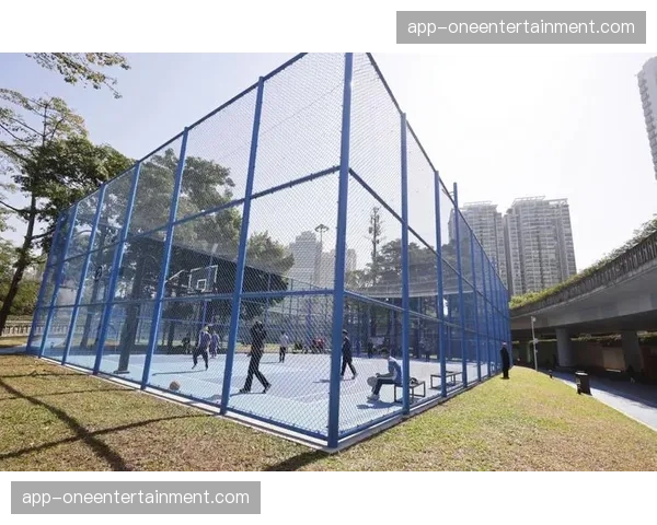 微健身空间在城市“金角银边”涌现 见缝插针补充公共服务